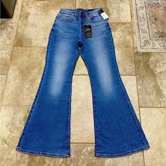 Lee Vintage Modern High Rise Flare Jeans 29x33 NWT Stretch Distressed Denim - Picture 3 of 12